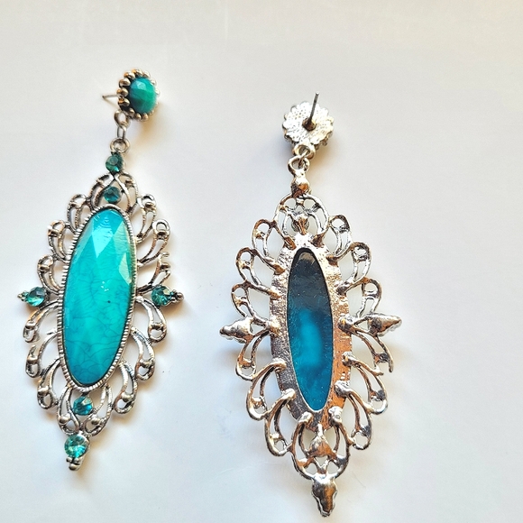 Vintage Style Silver Tone and Turquoise Stone Chandelier Earrings - Post-Back - Picture 5 of 6